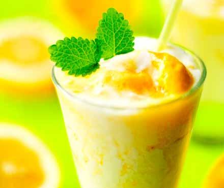 Vaniljeshake med tropisk frukt Ingredienser 200 ml Supportan DRINK Tropefrukt avkjølt 1 kule vaniljeis (60 g) 416 kcal