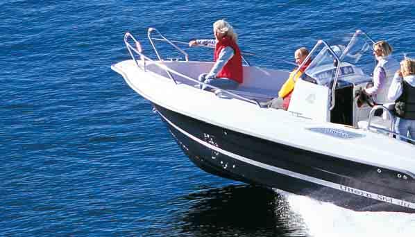 S64 DRØMMEBÅTEN Denne båten har alt du kan drømme om. Du får friheten og enkelheten som styrekonsollbåten står for.