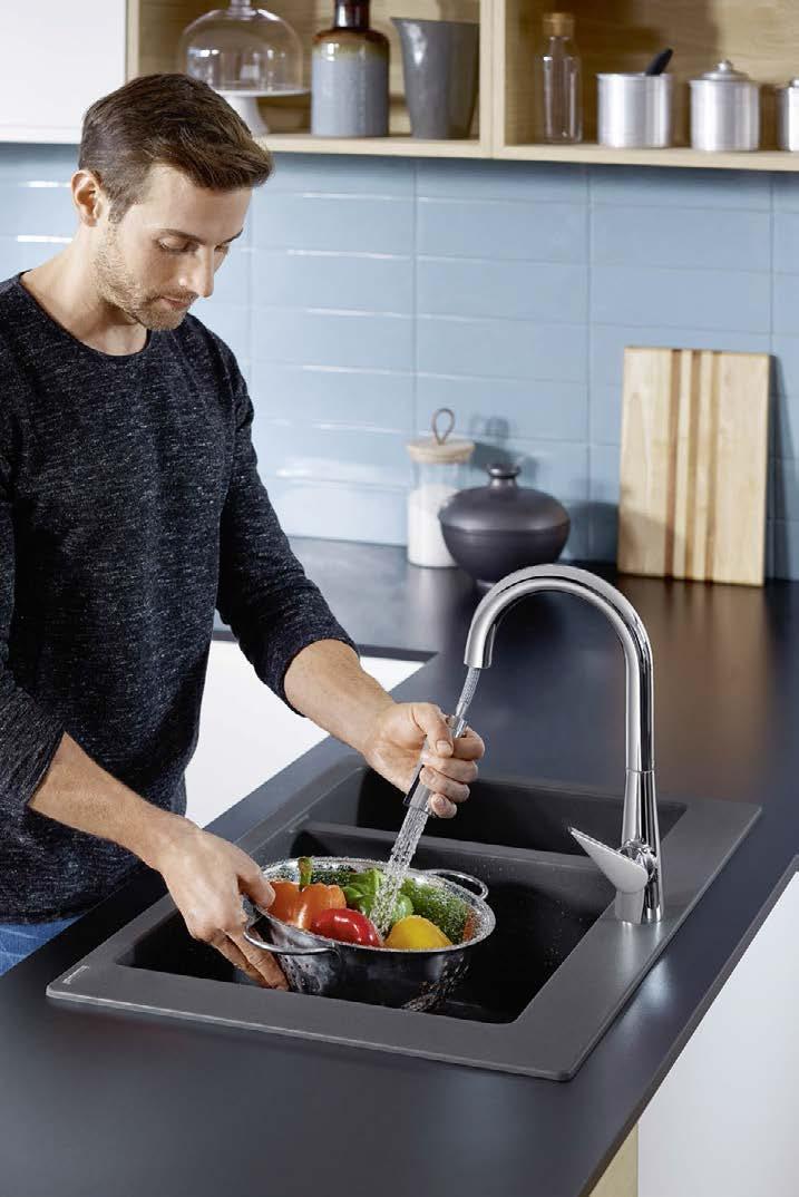 56 hansgrohe Kjøkkenarmaturer hansgrohe kjøkkenarmaturer Nøkkelen til mer komfort på kjøkkenet Hjertet på kjøkkenet slår der det renner