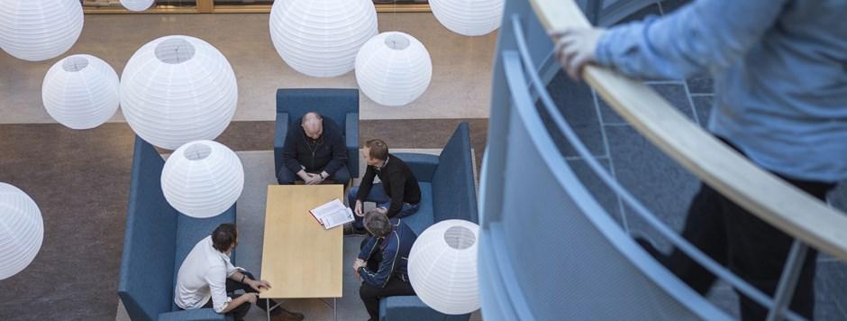 ÅRSMELDING, REKNESKAP OG NOTAR ÅRSMELDING FRÅ KONSERNSTYRET Tussa er ei leiande energi- og IKT-verksemd på Nord-Vestlandet med hovudkontor i Ørsta kommune.