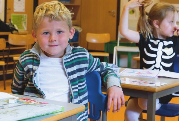 Elias hadde sin første skoledag ved Åsen skole i august. Nye tiltak av vesentlig karakter i 2017 er at Lismarka skole ble tilknyttet den kommunale serveren og at elev- og lærerserver ble faset ut.