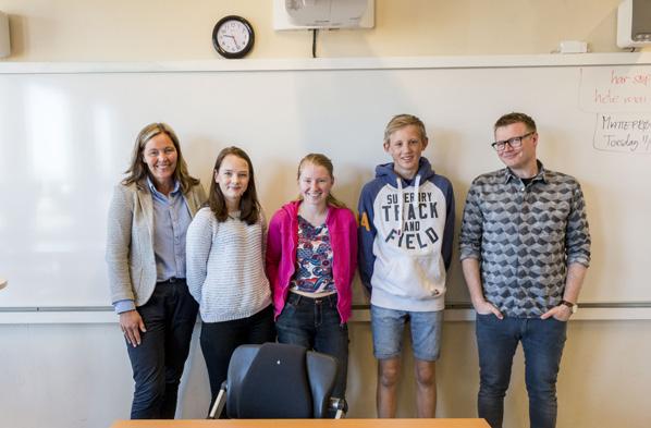 Nes ungdomsskole vant fylkesfinalen i NRK-programmet «Klassequizen 2017» og gikk videre til nasjonale finalen. Resultatene på medarbeiderundersøkelsen høsten 2017 er jevnt gode og stabile.