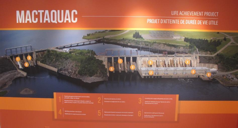 3.13 Befaring Mactaquac dam 21. august ble det gjennomført en befaring til Mactaquac dam. Dammen ligger ca. 30 km vest for Fredericton og ble bygd i perioden 1964-1970.