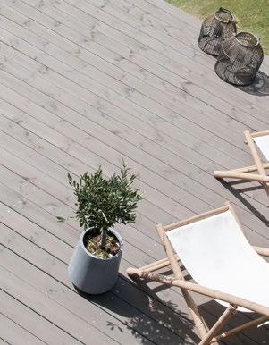 0506 TERRASSEBORD CU IMP. Våre terrassebordprofiler SIGNATUR TERRASSEBORD Signatur Grå er et flott og solid terrassebord utviklet for nordiske hager, trender og klima.