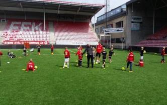 FFK G16 Laget skal bestå av de beste 15-16 åringene i Fredrikstad. Hovedkjernen skal være spillere fra Fredrikstad. Mentalitet (viljen og evnen til å bli god) skal kjennetegne spillerne i troppen.
