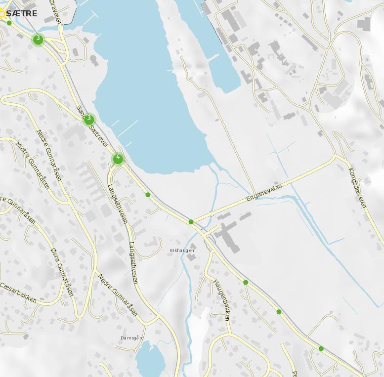 I gjeldende trafikksikkerhetsplan er det innarbeidet og prioritert tiltak knyttet til skoleveien. Området ligger i følge NGUs aktsomhetskart ikke i område utsatt for snø- eller steinsprang.