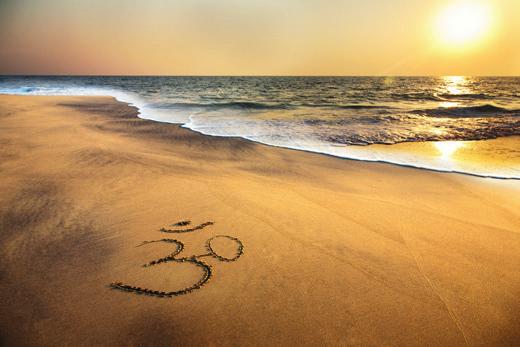 Vi skal bo på Ashwem Beach i Goa og nyte yoga både morgen og kveld, lære å lage mat på ayurvedisk vis blandet med ayurvediske behandlinger, meditasjoner og bålkos på stranden, dans og opplevelser og