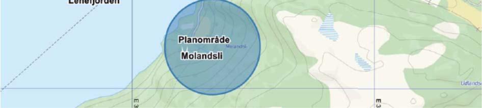 Kommunal veg med snuplass slutter like nord for planområdet, så fortsetter det eksisterende privat vei inn i planområdet til gårdstunet bebygd med en eldre bolig og uthus/låve.