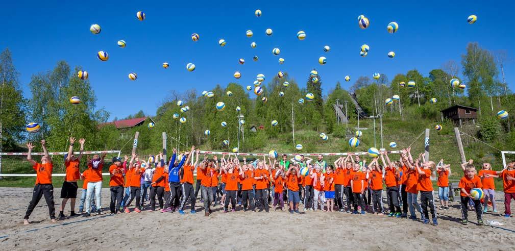 ANLEGG Volleyball og sandvolleyball spilles tradisjonelt i hall og på bane. Treningstider må ofte reserveres på et gitt tidspunkt i løpet av året.