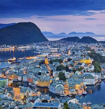 vakreste fjorder.