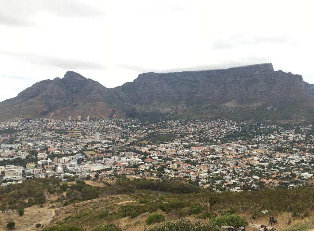 Cape Town med Table Mountain i bakgrunnen Personlig og faglig utbytte For meg ga denne turen meg mest personlig utbytte.