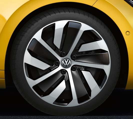 Biler fra Volkswagen leveres med sommerdekk som standard.