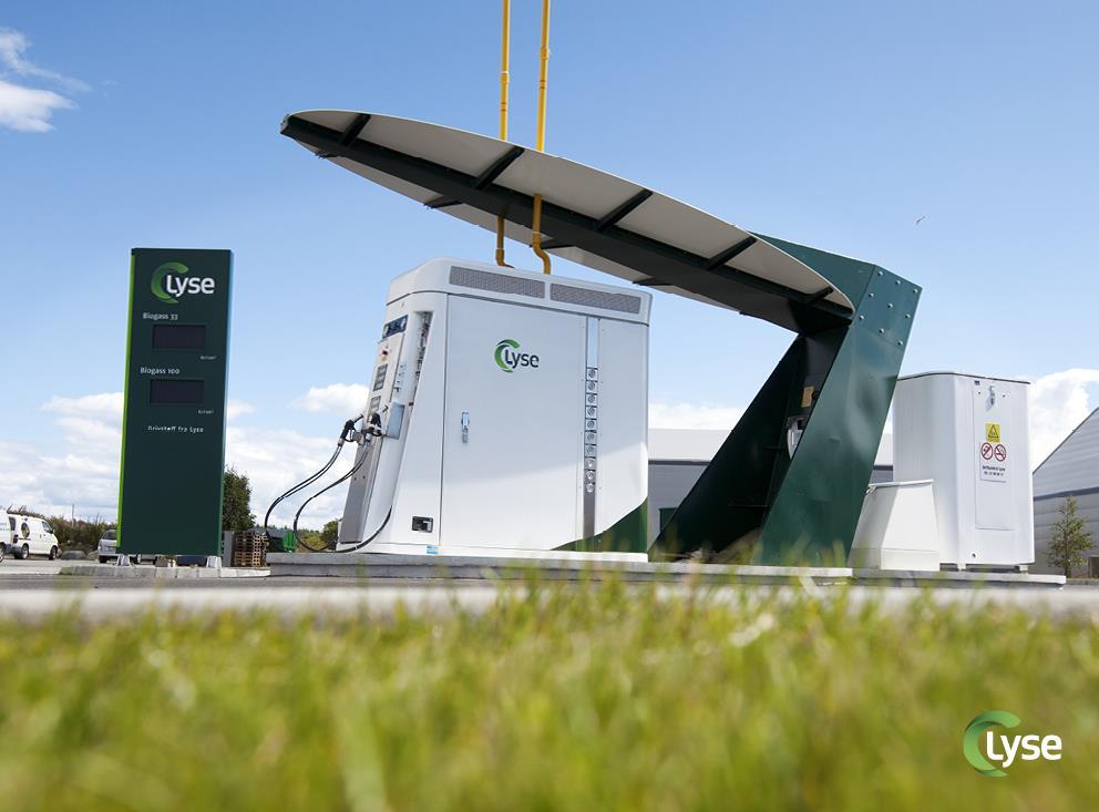 Lyse Biogass som drivstoff Fire offentlige fyllestasjoner tilknyttet Lyses gassnett 9 GWh/ år Én stasjon for fylling av