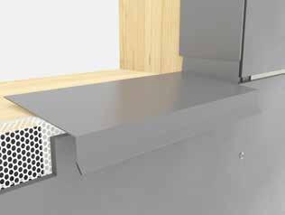 Det skal være et 10 mm gap mellom karmen og fasadeplaten for å gi riktig ventilasjon. Det anbefales også at kanten av vannbordet ligger mm utover fasadeplaten.