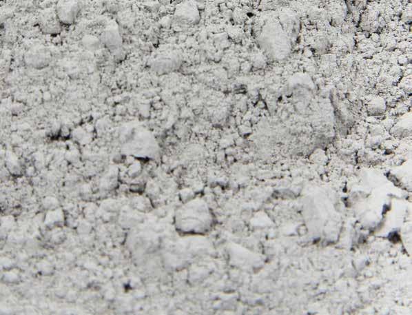 MONTERINGSANVISNING 5 Produkt informasjon Luftherdet Cembrit Cover, Solid og Transparent SEMENT (65 80%) Hovedsakelig en blanding av brent kalkstein og leire som stivner når de blandes med vann.