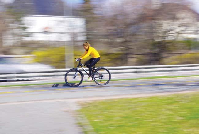 På sykkelveien langs Frognerstranda er syklistenes fremkommelighet prioritert.