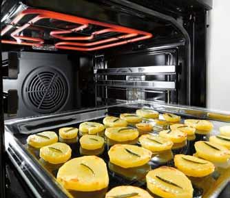 26 OVNER SuperSize XXL-brett passer i alle ovnene Med rommeligere ovner kan du tilberede større mengder mat ikke bare takket være den jevne luftsirkulasjonen på alle nivåer, men også fordi