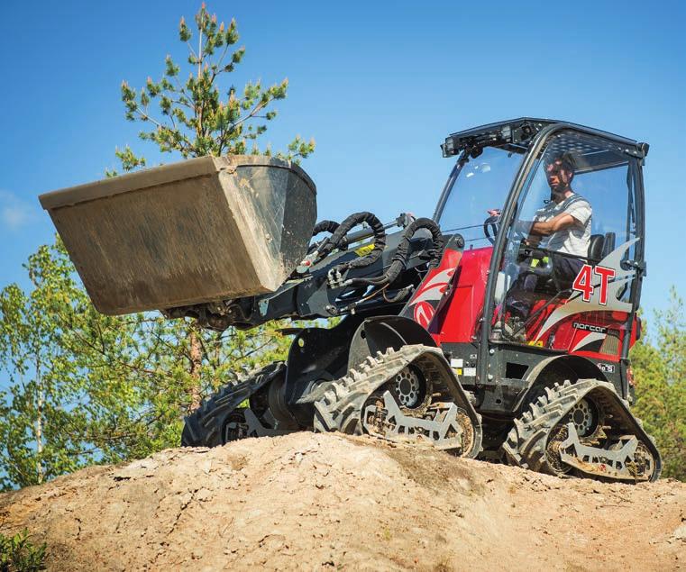 4T Motor Motorfabrikat...Kubota Modell...1505 Turbo Sylindre... 4 Drivstofftype... Diesel Sylindervolum cm3...1498 Kjølesystem...Væske Effekt SAE, bruttoeffekt kw/hk.