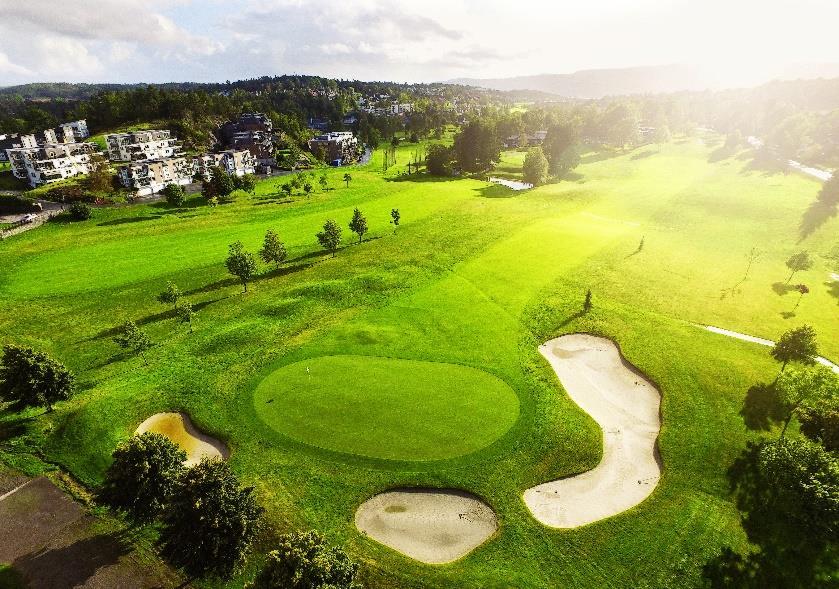 Juniorkomiteen i Drøbak Golfklubb Ansvarlige Arbeid Mobil e-mail Juniorleder 416 43 291 jahnth@me.com Jahn Thore Nerhus Medlem Rikke Naglestad 464 10 121 rikke.naglestad@bi.