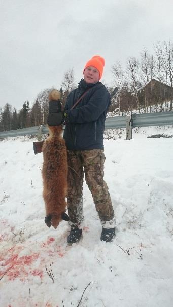 Lierne skal være en kommune der folk trives og vil bo side 6 Førjulsjakt på rødrev, med støver og hihund. Lørdag 1. og søndag 2.