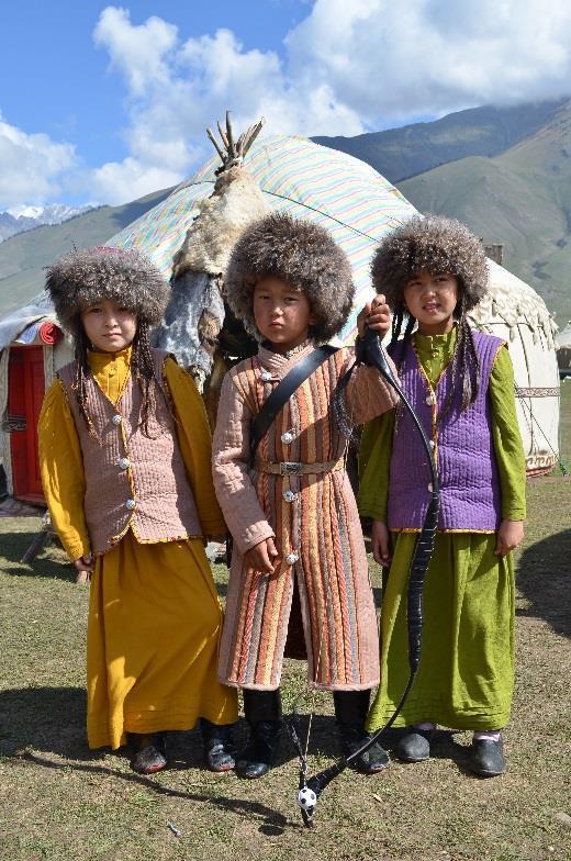 Kirgisistan og Kasakhstan - Kultur og prektig natur 27. mai 6. juni 2019 Kirgisistan er kjent for sine høye fjell, frodige daler og nye severdigheter som venter nesten rundt hver sving.