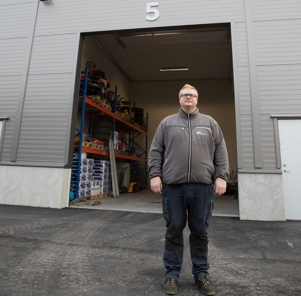 LAGEREIEREN Da Agder Lager presenterte planene for sine nye lagerbygg i Østerhus var ikke Kjell Solheim fra Grimstad sen om å melde seg som interessert.