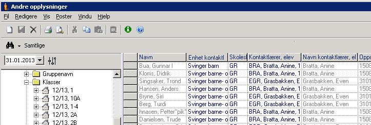 Organisasjon - Klasse. Er det mer enn en kontaktlærer vises alle læreres signaturer i feltet, som i eksemplet nedenfor med LEMU og SMPE. 4.