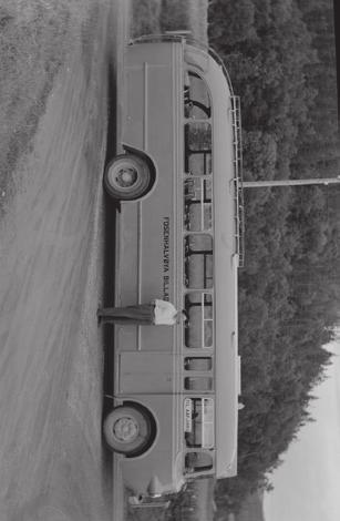 Første buss over Austdalen. Foto Brevoldsamlingen Austdalsveien ble offisielt tatt ibruk fredag 20.