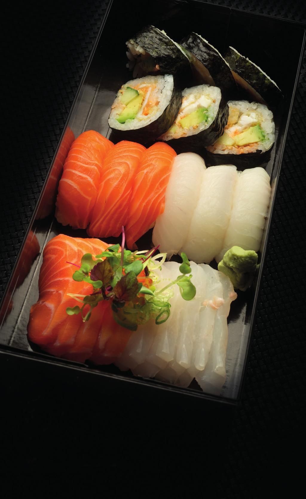 Laks og Kveite Meny 10 skiver sashimi av laks og kveite, 6 biter nigiri av laks og kveite og 6 biter Spicy kveite maki Salmon and