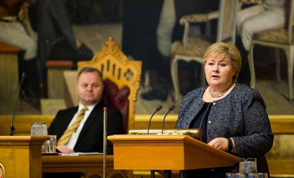 ERNA SOLBERG (HØYRE): Hvorfor ble du politisk engasjert? Jeg ble politiker fordi jeg syntes at det som skjedde i samfunnet var spennende.