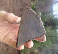 I første omgang ble det gravd med spade og det ble funnet en flintbit som kunne tyde på at det var bosetting fra steinalderen.