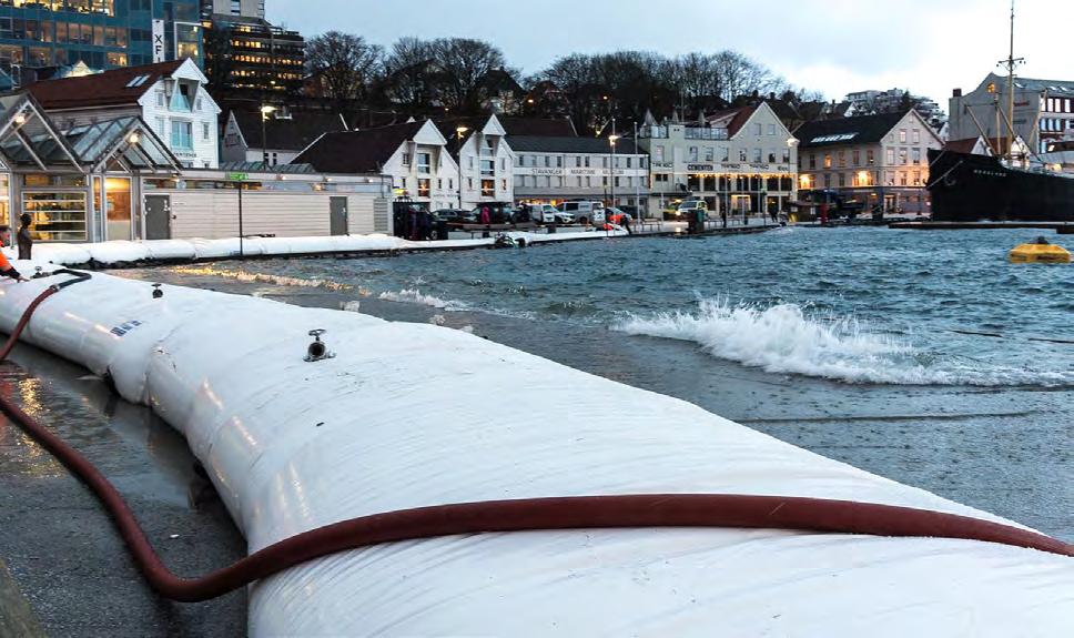 14 Klimatilpasning Kort fortalt Klimaet endrer seg, og fører til mildere vintere, mer ekstremnedbør og høyere havnivå i Stavanger-regionen.