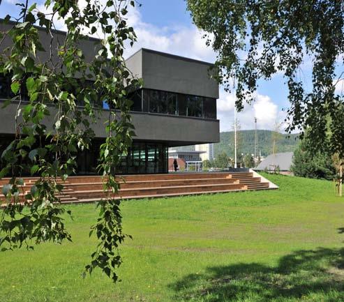 Universell utforming Drammen Eiendom KF har iverksatt prosjekt for å kartlegge behovet for universell utforming av våre eiendommer. I 2010 er kartlegging av skoleanlegg prioritert.