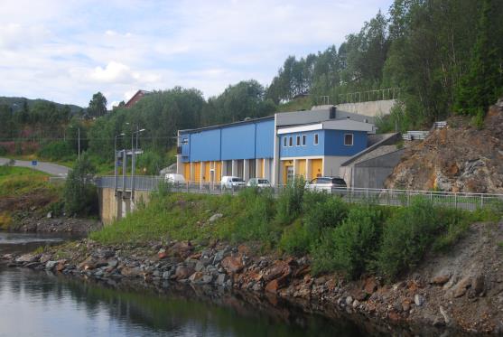 4.4 Regulering av Vekteren Vekteren ligger 445,5 moh. i Røyrvik kommune og drenerer til Limingen. Det er noen få bosetninger på nordsiden av Vekteren og noen fåtalls hytter rundt vatnet.