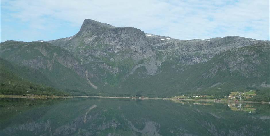 5.1.4 Landskapsbilde Skålformet landskapsrom innerst i Fiskefjord, en avstikker fra Tjeldsundet.