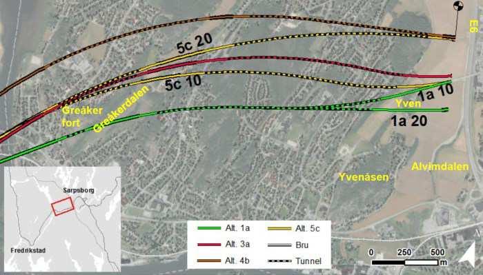 109 før det går inn i kort bergtunnel under Greåker fort.