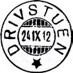 DRIVSTUA DRIVSTUEN poståpneri, i Opdal herred, ble underholdt fra 01.10.1912. Navnet ble fra 01.10.1921 endret til DRIVSTUA. Poståpneriet 7435 DRIVSTUA ble lagt ned fra 01.09.1968. Stempel nr.