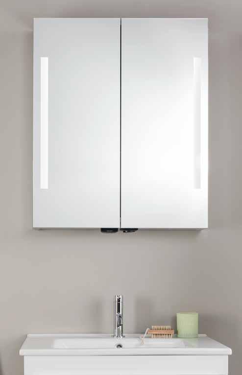 Nyhet! Atina speilskap Gjem bort tannbørsten med et elegant og tidløst speilskap.