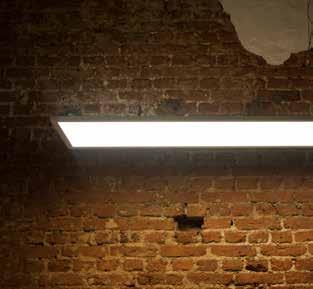 LED PANEL opp-nedlys NYHET 1 NYHET Superslankt LED panel med opp-&nedlys (0%/0%) komplett med LED Driver og wireoppheng. 0% er 90 lumen opp og 0% er 00 lumen ned.