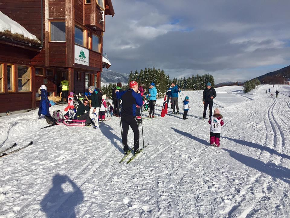 ÅRSMELDING 2016 VIK IL SKI- OG SKISKYTING Vik skisenter Kålsete - Skikarusell 26.