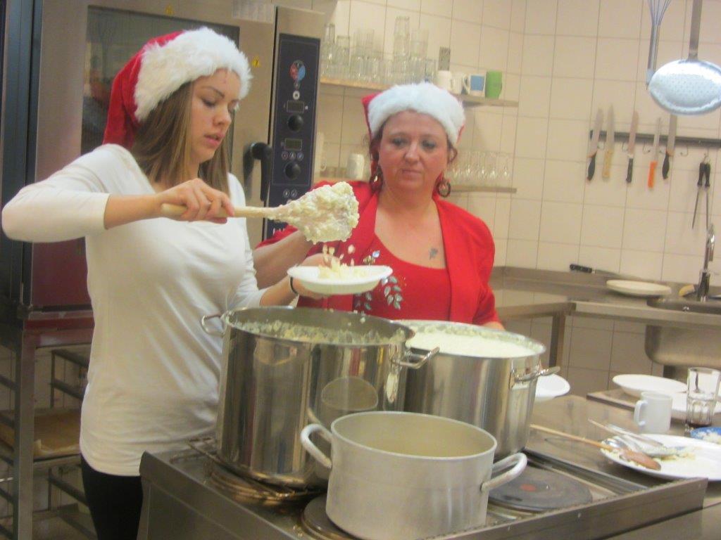 Julemarkeringen i 2014 ble gjennomført av Ny-Krohnborg idrettslag, og det ble servert ca 100 porsjoner med julegrøt. Det var også ordnet med julenisse og gaver til de minste.