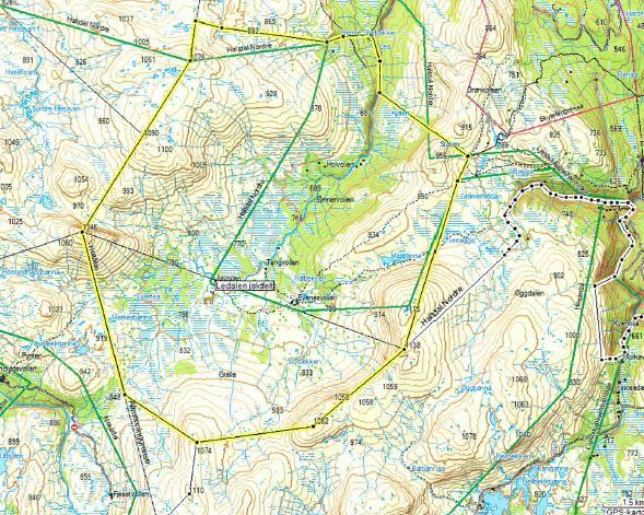 Nasjonalparkgrensa og grense for Øyungen landskapsvernområde er markert med grønn linje.