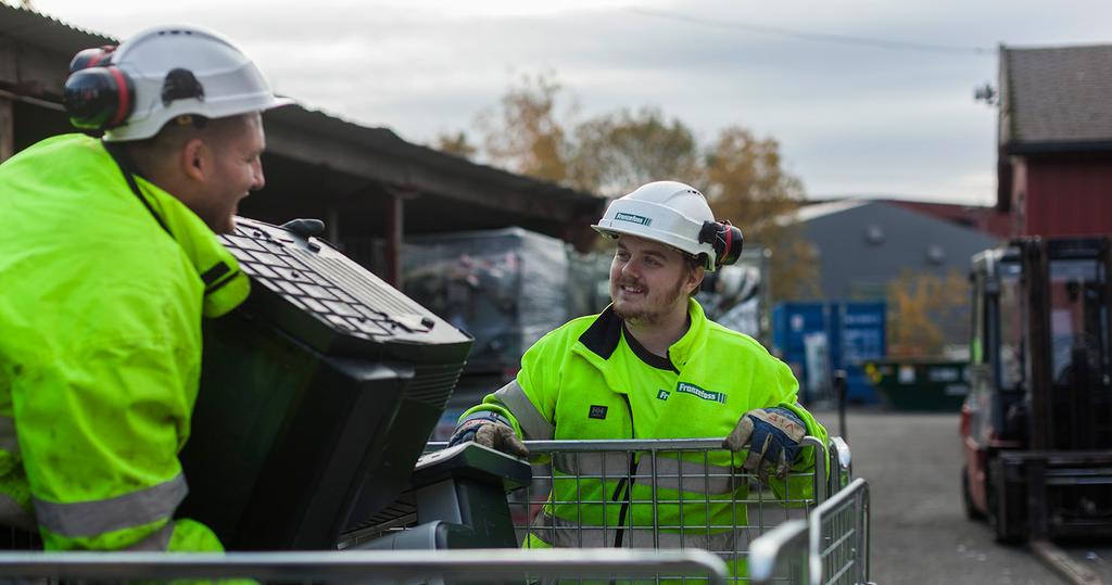 OPT øker sorteringsgraden på Haraldrud Myndighetens oppfølging av vann I 20 år har personer fra OPT sortert elektrisk avfall for Franzefoss Gjenvinning.