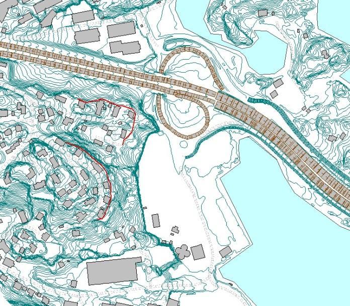 Imidlertid vil effekten ved de fleste boligene ikke være tilstrekkelig til å oppfylle gjeldende grenseverdier for støynivåer ved uteplass, som betyr at det blir nødvendig med supplerende lokale