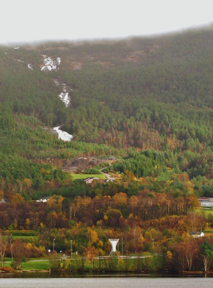 Uttale om alternativ inntaksløysing i Onarheim kraftverk Viser til synfaring langs Hellandselva 28.juni 2018 og SKL sitt notat med alternativ inntaksløysing sendt på e-post frå NVE 10.august 2018.