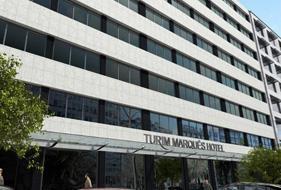 2 VI BOR PÅ FØLGENDE HOTELL LISBOA: TURIM MARQUES HOTEL **** Rua Mouzinho da