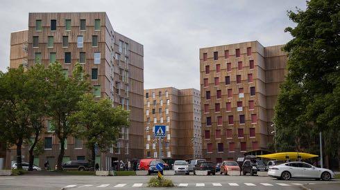 Utfordringer ved bruk av tre i konstruksjoner Høyden på bygget kan øke med ca.