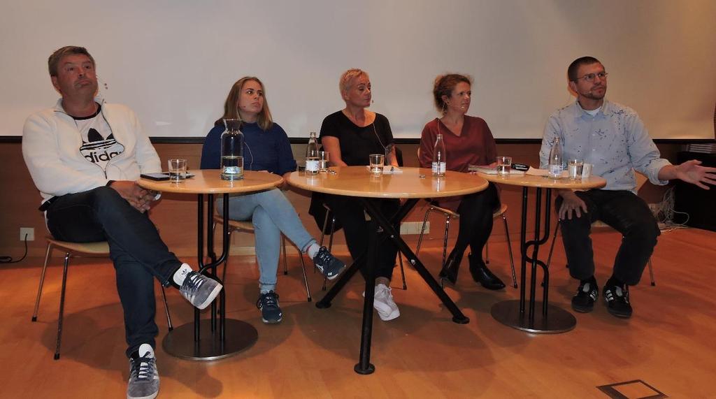 Paneldebatt om kunst i det offentlige rom i Stavanger og Kunstplan for 2018 2025. Styret i Venneforeningen hadde fått sentrale personer fra kunstmiljøet i Stavanger til å delta i debatten.