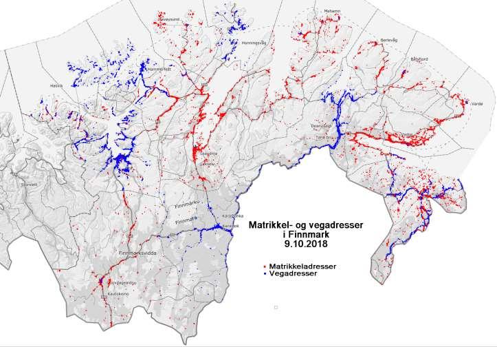 Kartet viser vegadresser med blått og matrikkeladresser med rødt, status pr oktober 2018 4.
