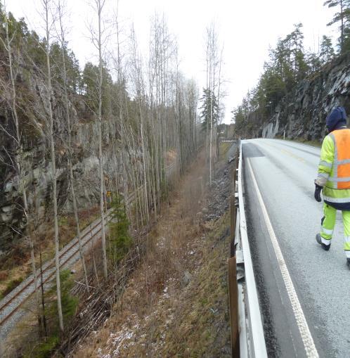 1 NVE retningslinje I forholdet til «Flom- og skredfare i arealplaner» (NVE-veiledning 2/2011) er det utført kartlegging av skred- og